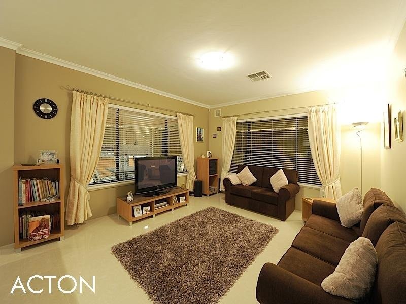 3 Lopez Way, Iluka WA 6028