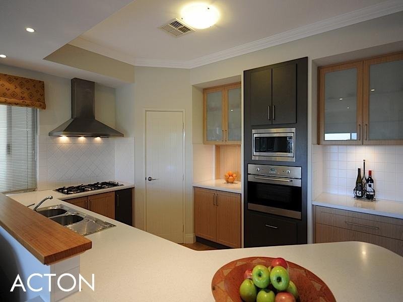7A Craig Street, Wembley Downs WA 6019