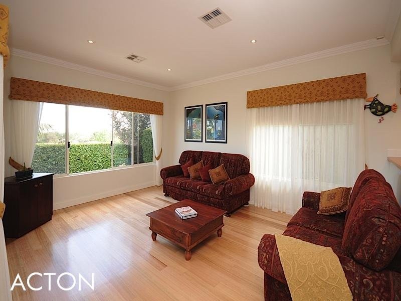 7A Craig Street, Wembley Downs WA 6019