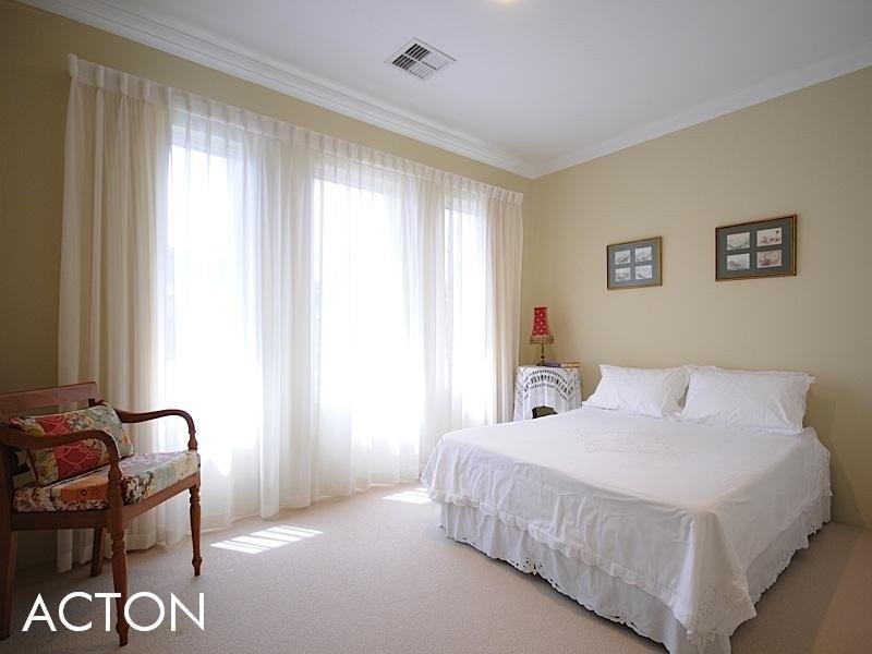 7A Craig Street, Wembley Downs WA 6019