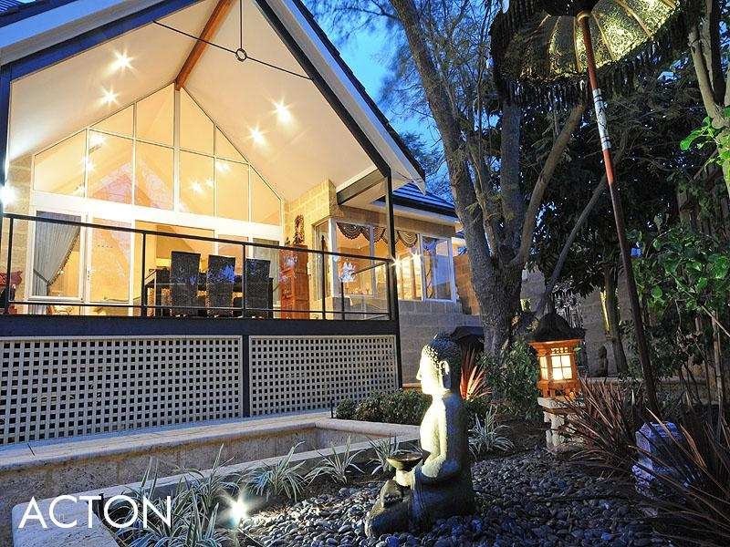 10 LIFFORD Road, Floreat WA 6014