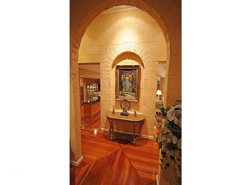 10 LIFFORD Road, Floreat WA 6014