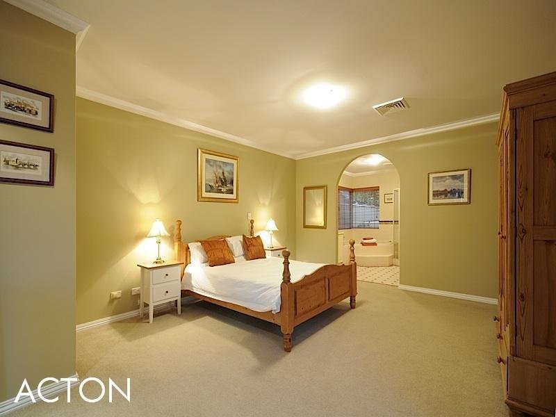 9 Morden Street, Wembley Downs WA 6019