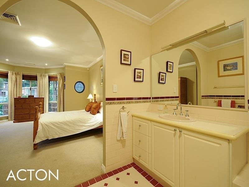 9 Morden Street, Wembley Downs WA 6019