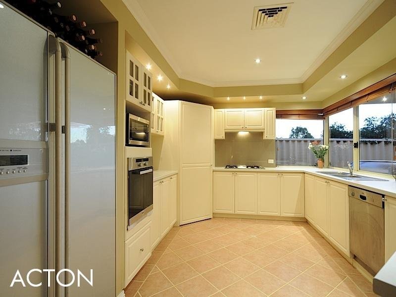 9 Morden Street, Wembley Downs WA 6019