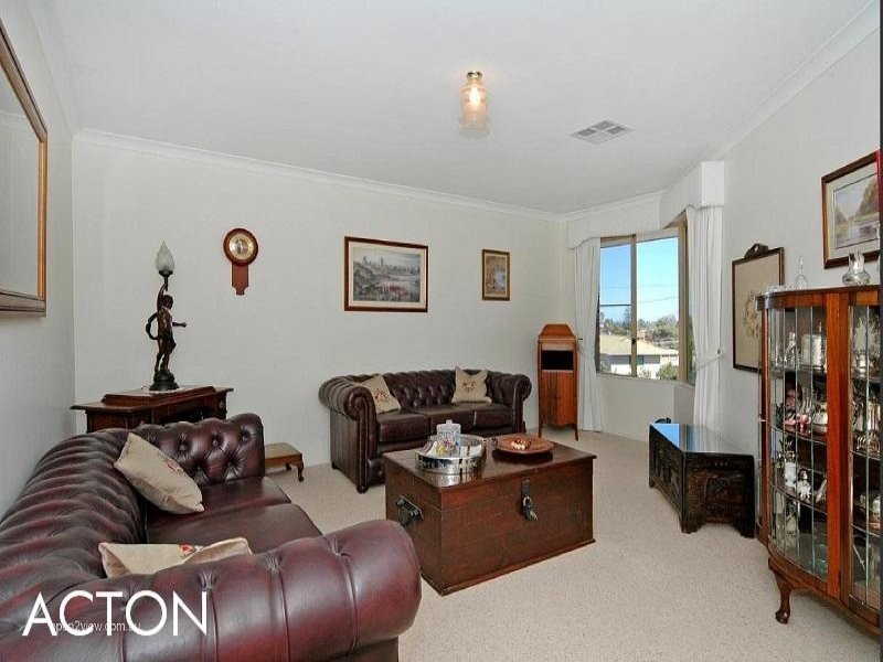 26 Leichhardt Street, Two Rocks WA 6037