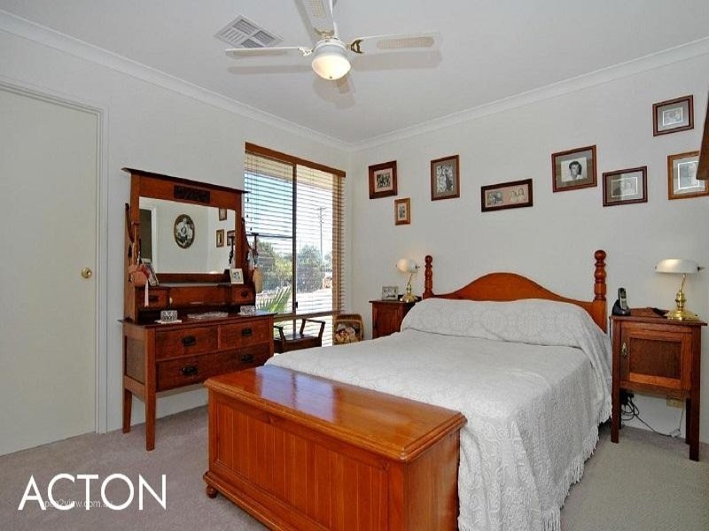 26 Leichhardt Street, Two Rocks WA 6037