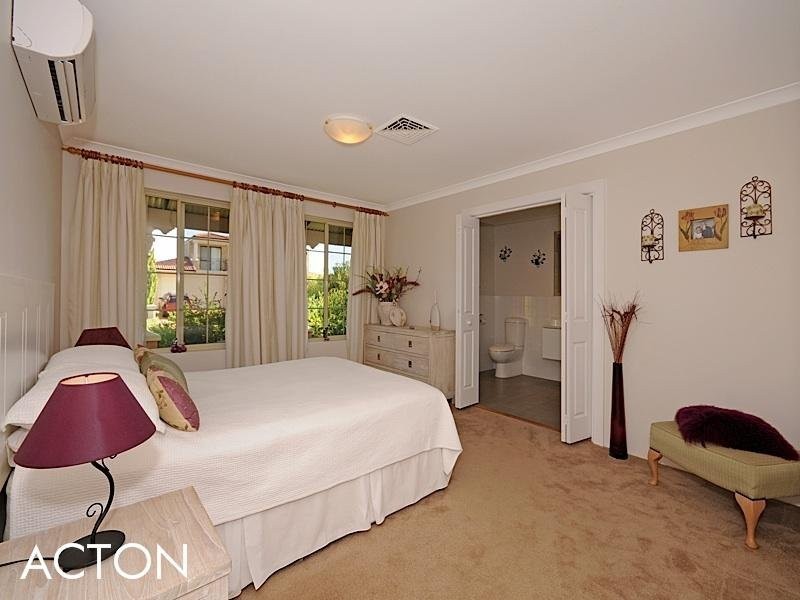 43 Savannah Way, Iluka WA 6028