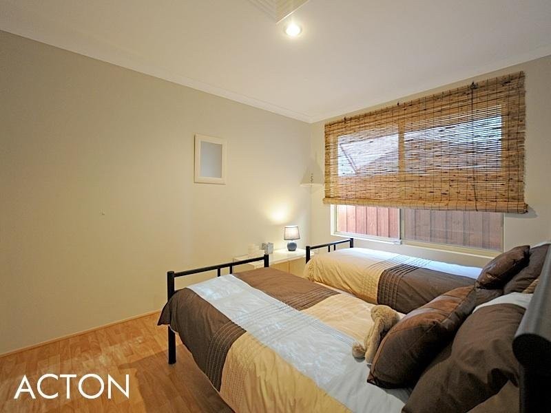 43 Savannah Way, Iluka WA 6028