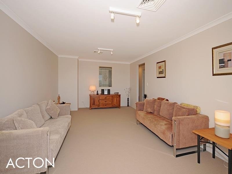 43 Savannah Way, Iluka WA 6028