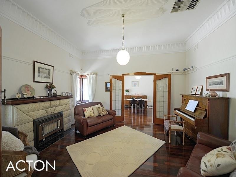 10 Everton Street, Floreat WA 6014