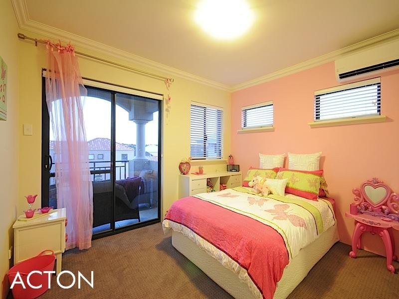 113 Delgado Parade, Iluka WA 6028