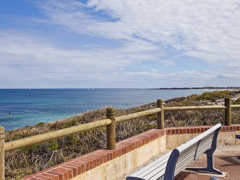 70 Beach Road, Watermans Bay WA 6020
