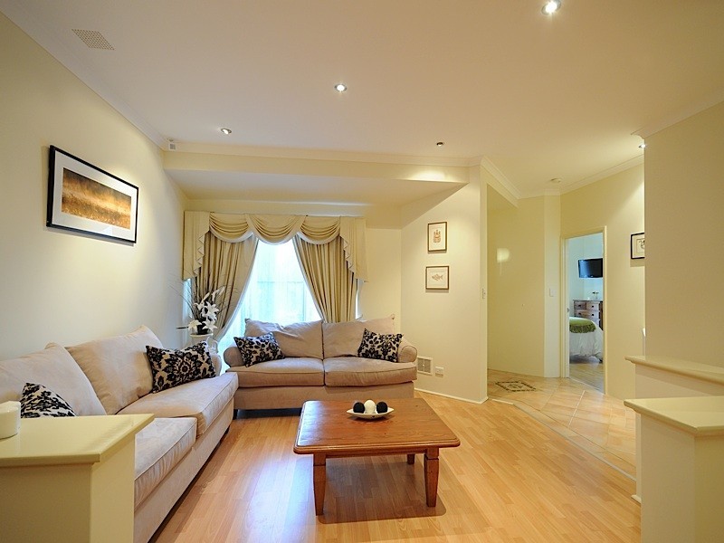 9 Temple Mews, Iluka WA 6028