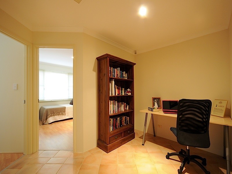 9 Temple Mews, Iluka WA 6028