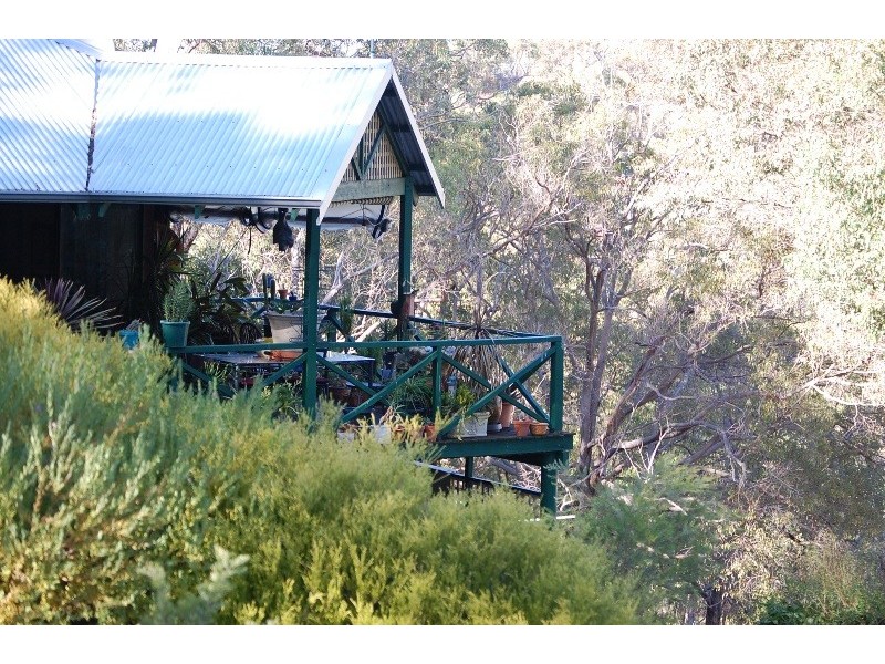 11 Narrik Court, Kelmscott WA 6111