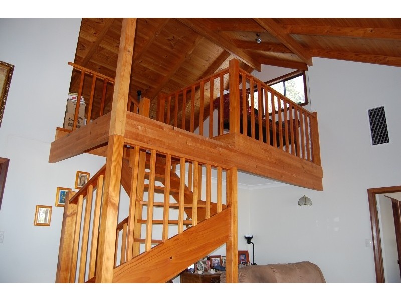 11 Narrik Court, Kelmscott WA 6111