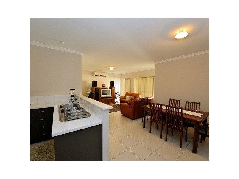 28A Hellfire Drive, Darch WA 6065