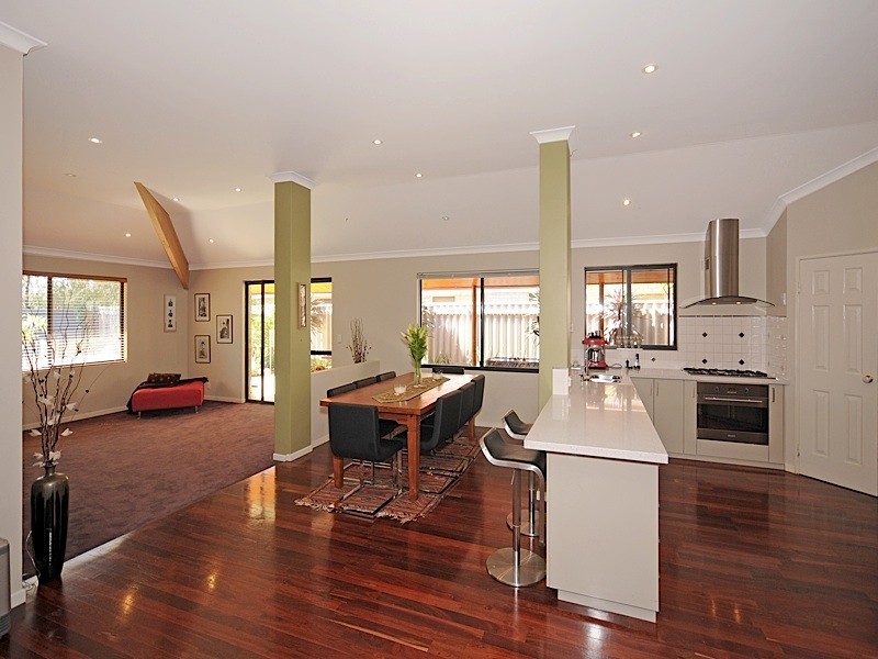 61 Boynton Gardens, Iluka WA 6028