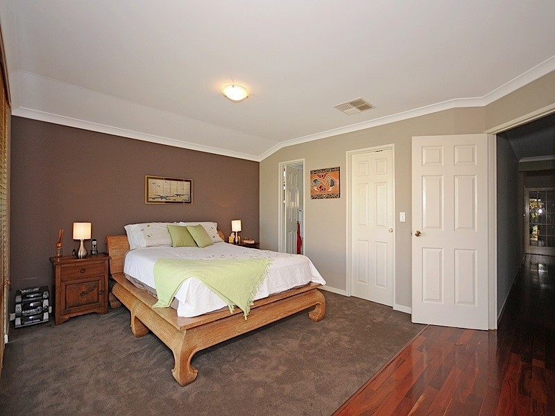 61 Boynton Gardens, Iluka WA 6028