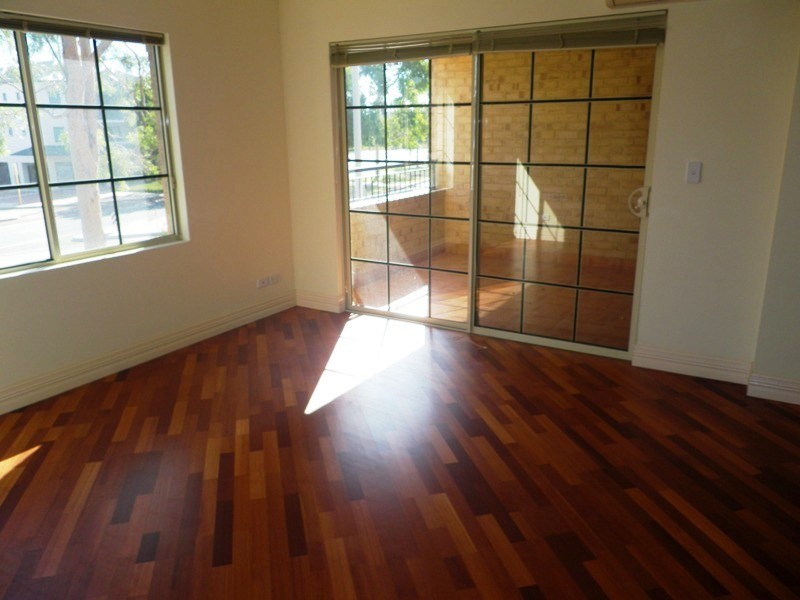 9/2 Plaistow Street, Joondalup WA 6027