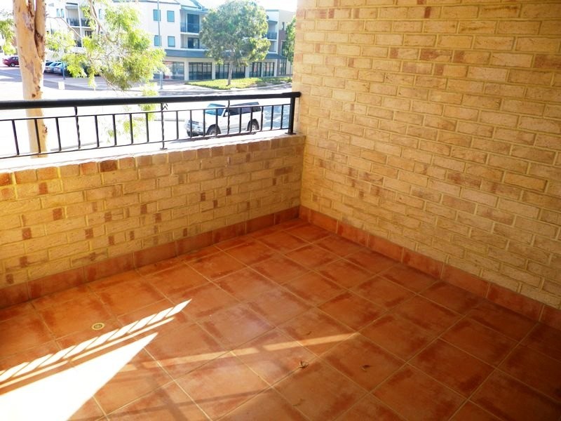 9/2 Plaistow Street, Joondalup WA 6027