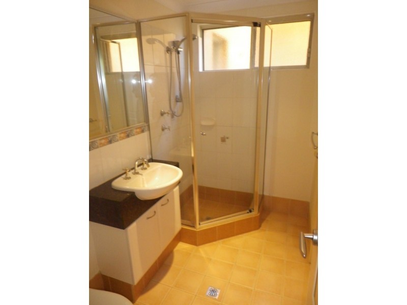 9/2 Plaistow Street, Joondalup WA 6027