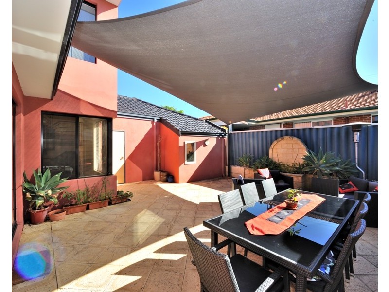 137A Grand Prom, Doubleview WA 6018