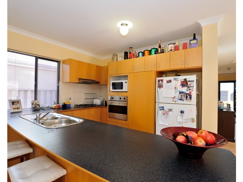 137A Grand Prom, Doubleview WA 6018