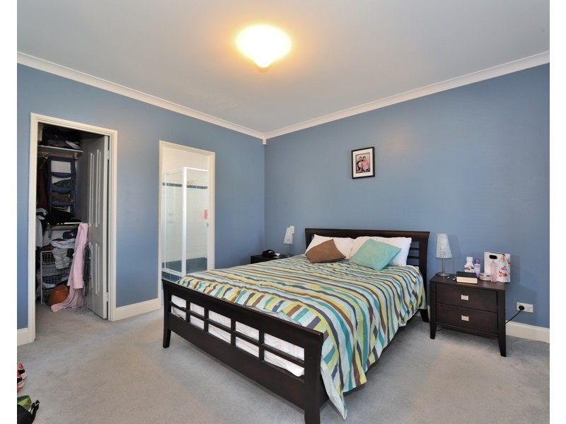 137A Grand Prom, Doubleview WA 6018