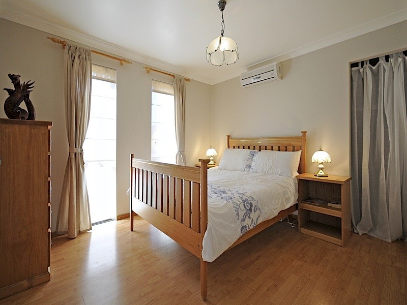 66 Wandearah Way, Kingsley WA 6026