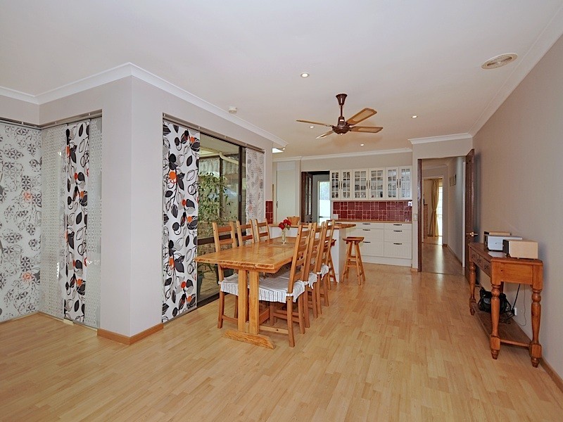 66 Wandearah Way, Kingsley WA 6026