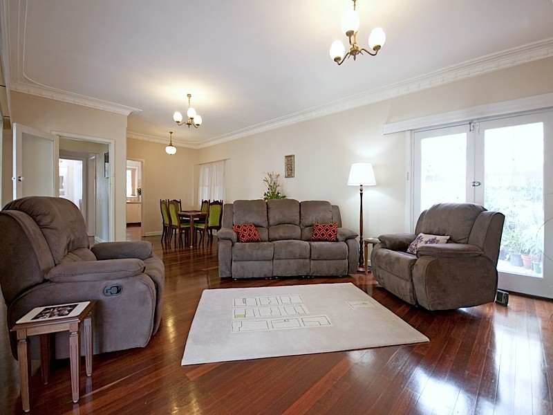 14 South Banff Road, Floreat WA 6014