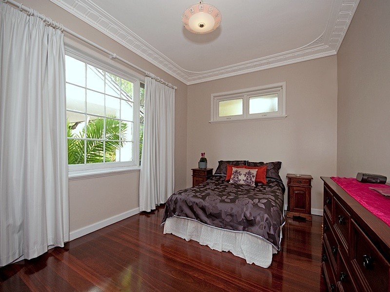 14 South Banff Road, Floreat WA 6014