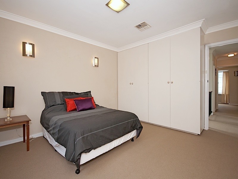 14 South Banff Road, Floreat WA 6014