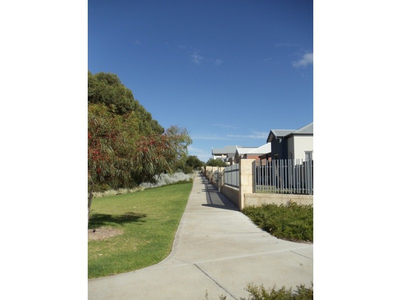 9 Windy Lane, Yanchep WA 6035