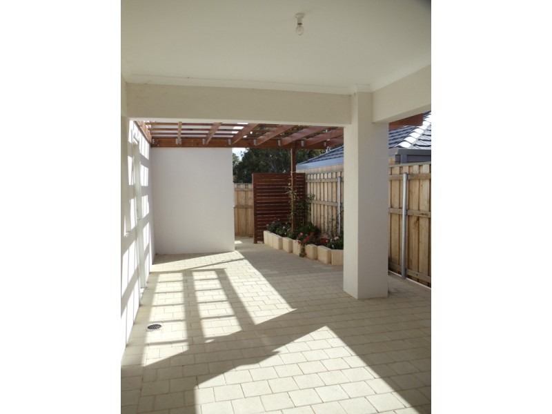 9 Windy Lane, Yanchep WA 6035