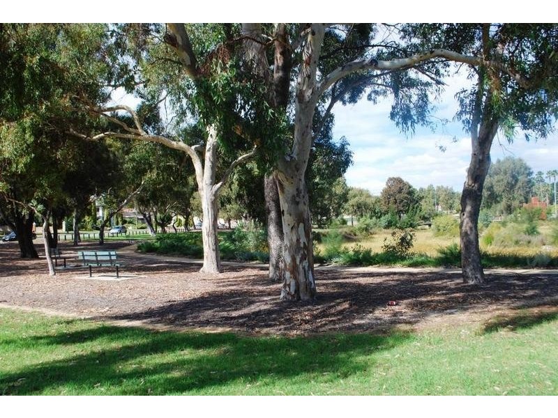 14/33 Farina Drive, Yokine WA 6060