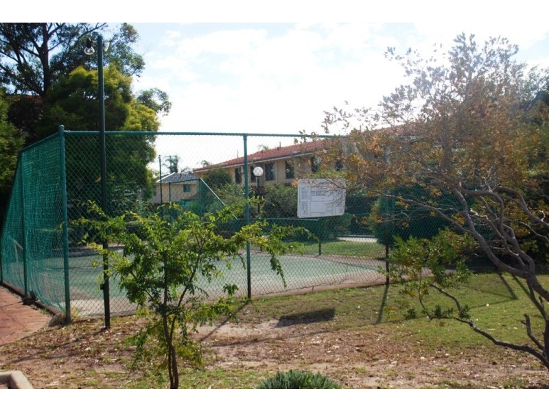 14/33 Farina Drive, Yokine WA 6060