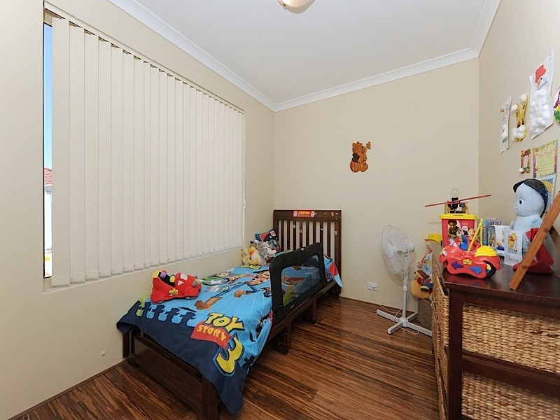 8 Topanga Pass, Iluka WA 6028