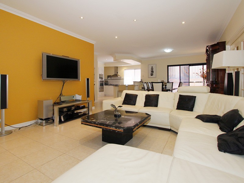 167 Delgado Parade, Iluka WA 6028