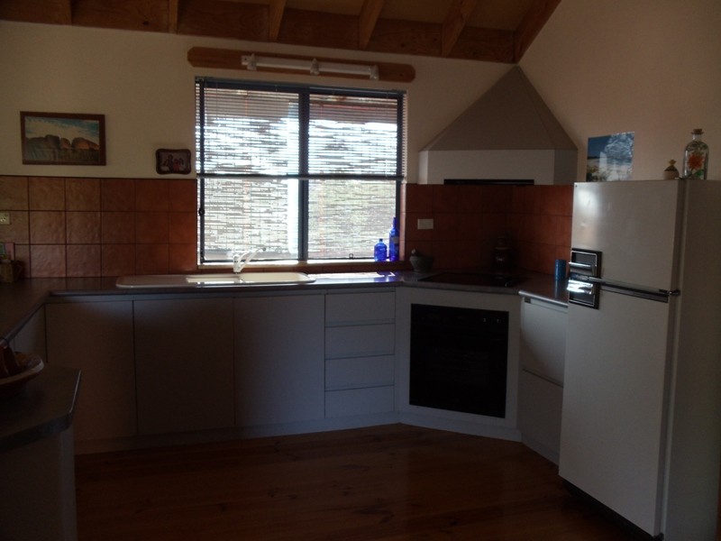 24 Leichhardt Drive, Two Rocks WA 6037