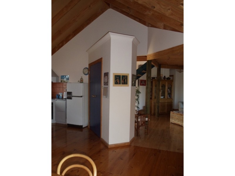 24 Leichhardt Drive, Two Rocks WA 6037