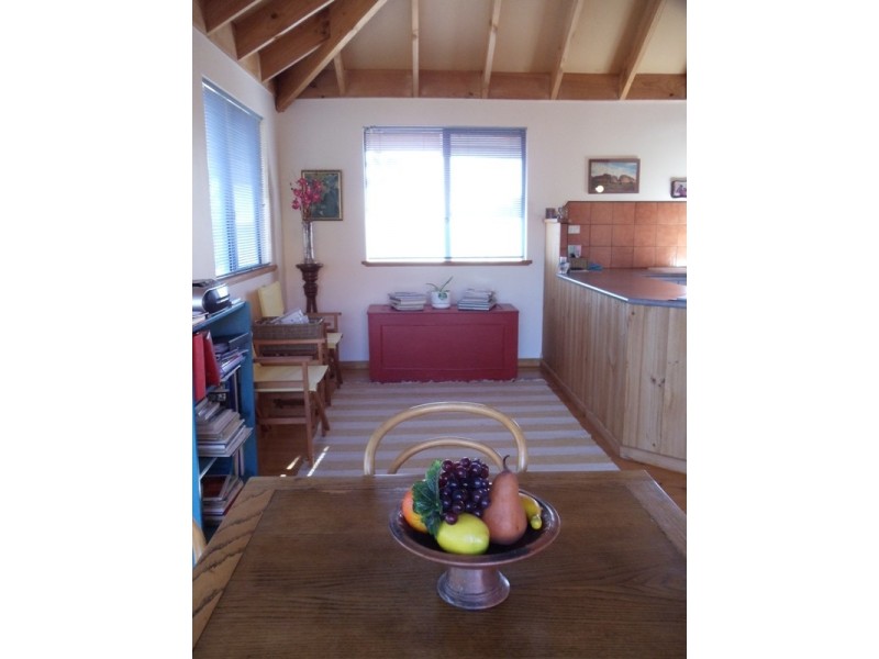 24 Leichhardt Drive, Two Rocks WA 6037