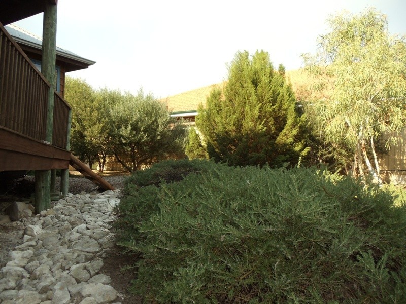 24 Leichhardt Drive, Two Rocks WA 6037