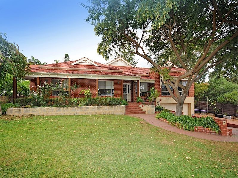 31 Hesperia Avenue, City Beach WA 6015