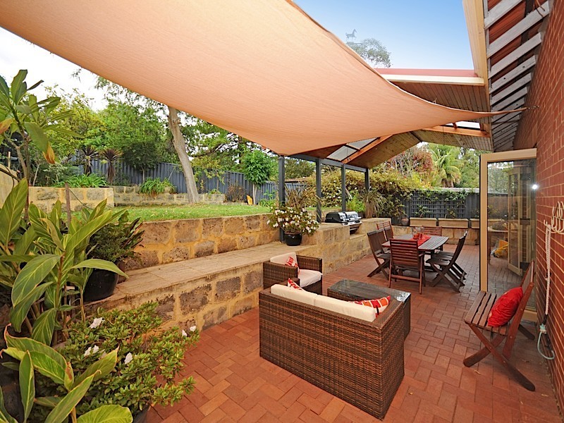 31 Hesperia Avenue, City Beach WA 6015