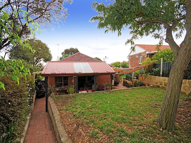 31 Hesperia Avenue, City Beach WA 6015