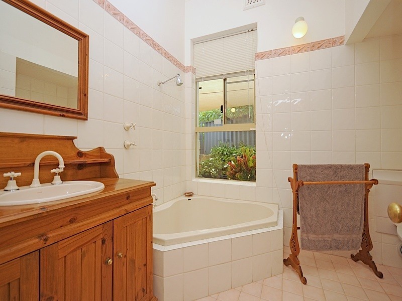 31 Hesperia Avenue, City Beach WA 6015