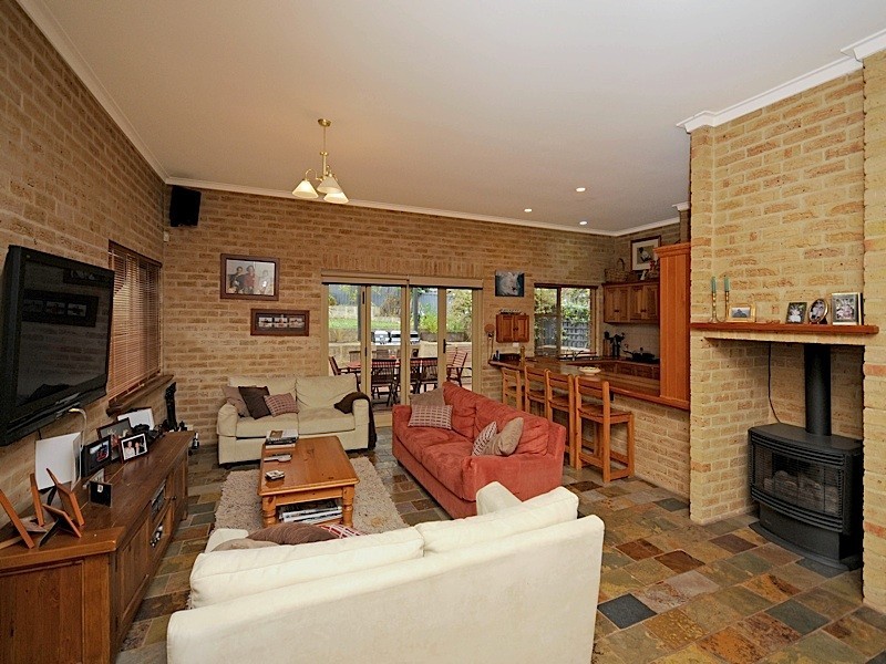 31 Hesperia Avenue, City Beach WA 6015